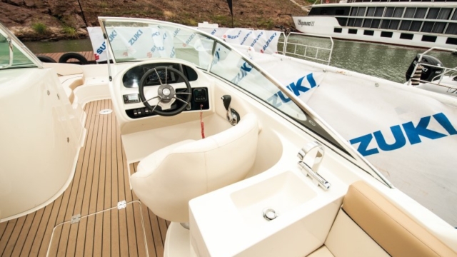 Sensation 26 deck outboard Sensation 26 deck outboard
