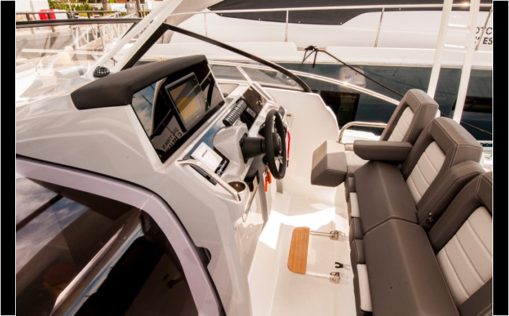 Boat Review: Jeanneau Cap Camarat 10.5 wa Boat Review: Jeanneau Cap Camarat 10.5 wa
